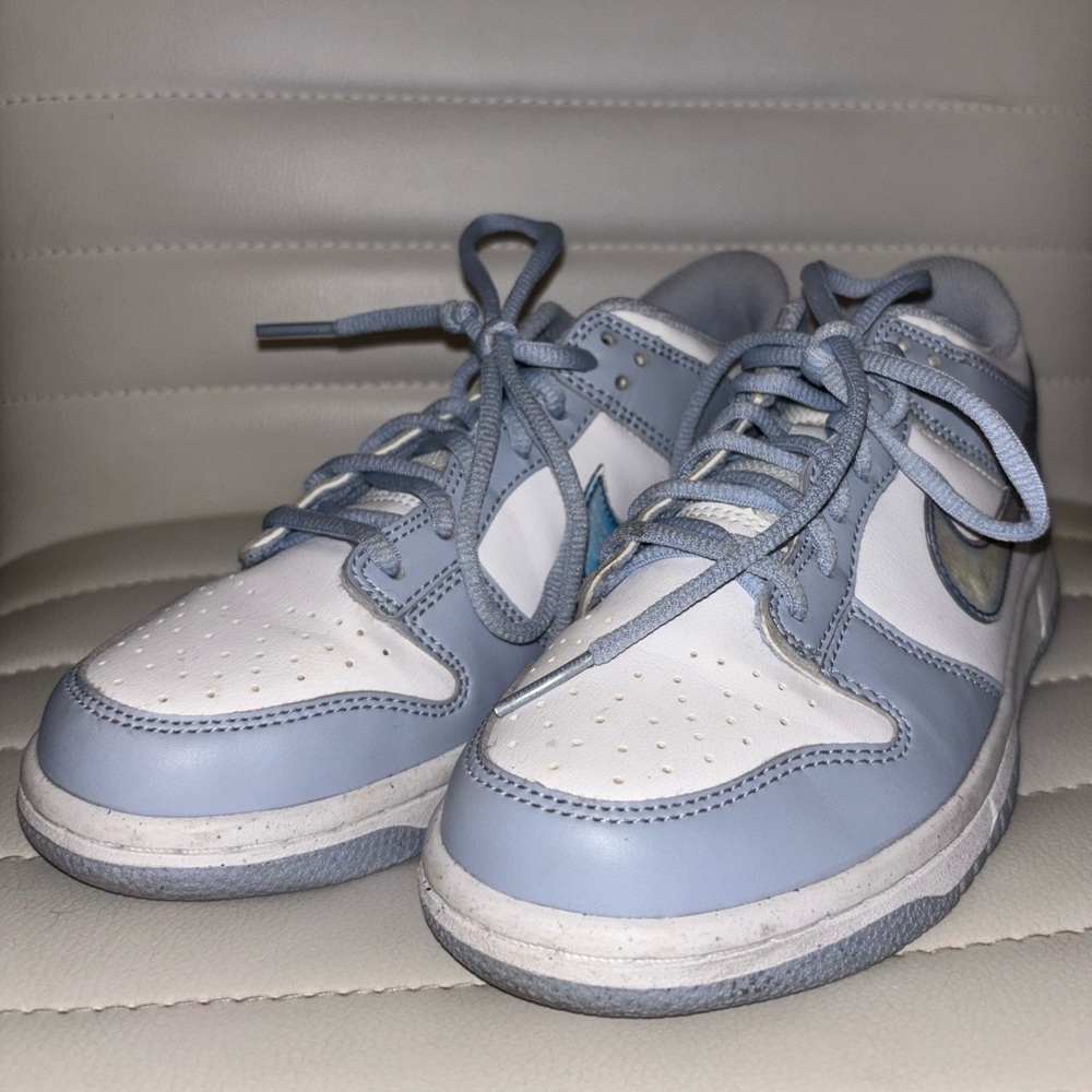 Nike sneakers, worn maybe 2 times, Big Kids size